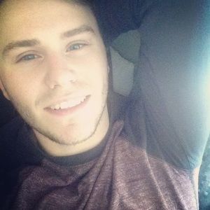 Meet your Posher, Christian